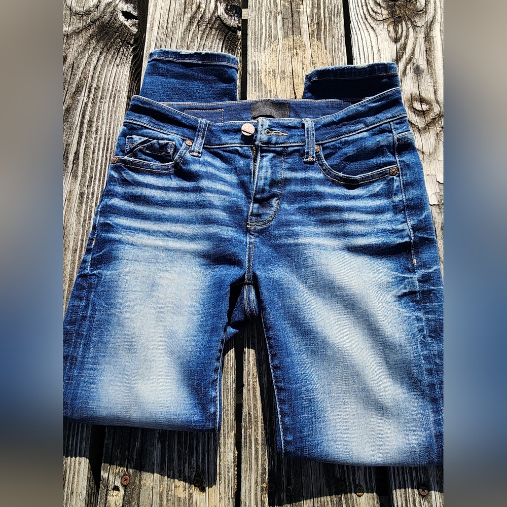 Buckle Black Label Jeans Size 24